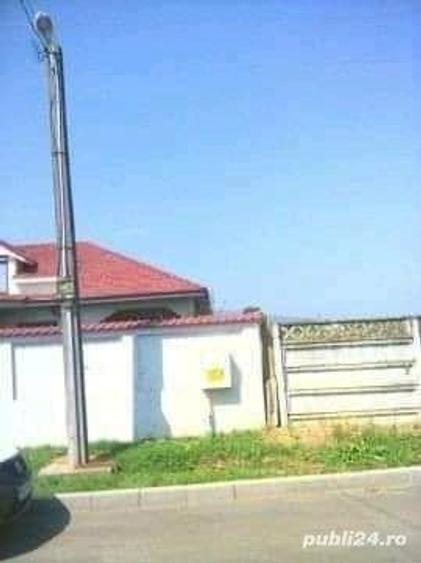 Teren de 4300 mp, în Sud