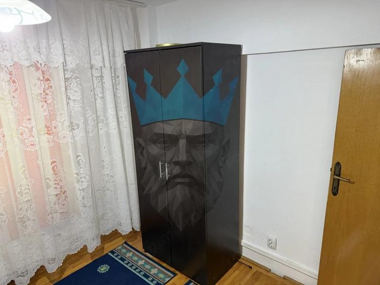 Apartament cu 3 camere decomandat în Splaiul Unirii