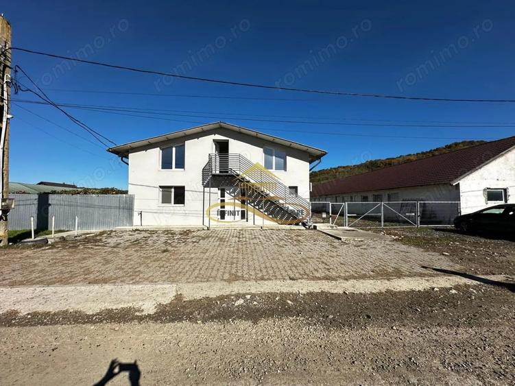 Spațiu comercial, de 415 mp, în Buhoci