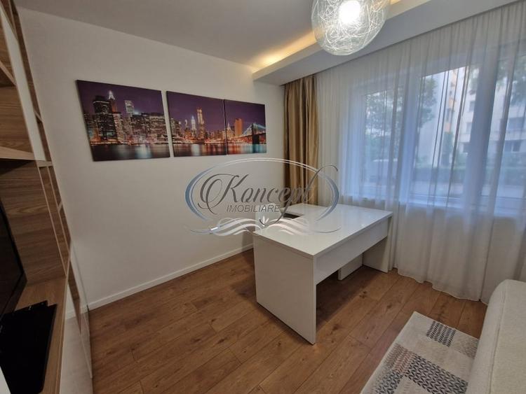 Apartament cu 5 camere decomandat, mobilat în Plopilor