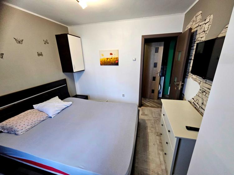 Apartament cu 2 camere semidecomandat în Micro 21
