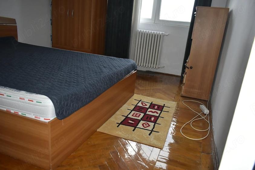 Apartament cu 2 camere semidecomandat în Gara de Nord