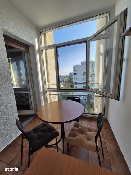 Apartament cu 3 camere decomandat în Iancului