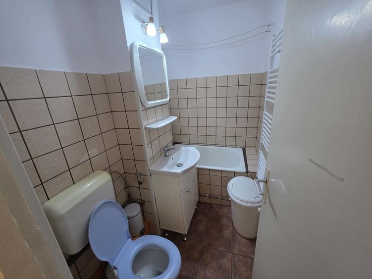 Apartament cu 2 camere decomandat în Circumvalațiunii