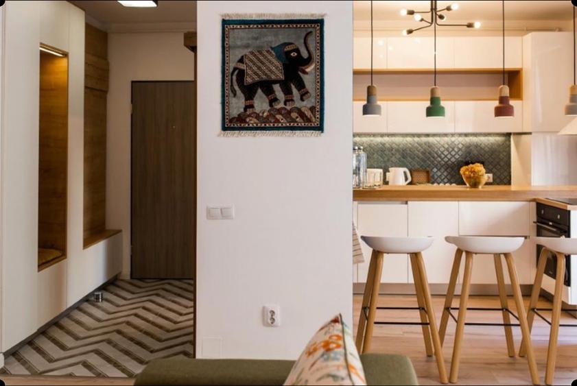 Apartament cu 2 camere semidecomandat, mobilat în Zorilor