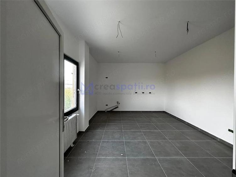Spațiu comercial, de 2,300 mp, în Filiași