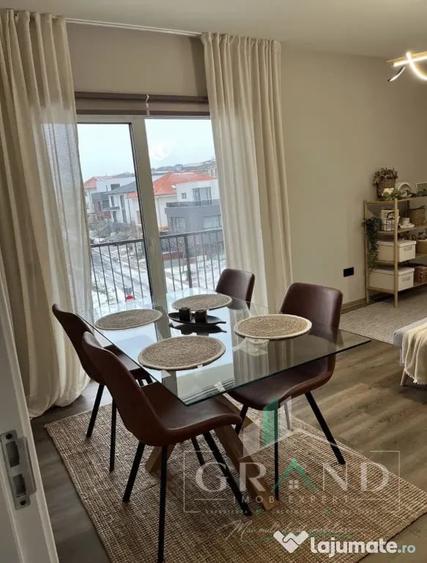 Apartament cu 2 camere decomandat în Chinteni
