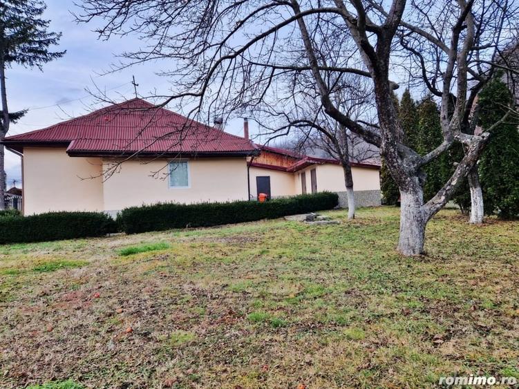 Casă cu 2 camere în Uric