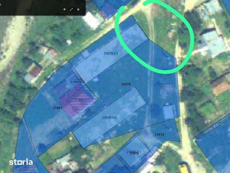 Teren de 2130 mp, în Siriu
