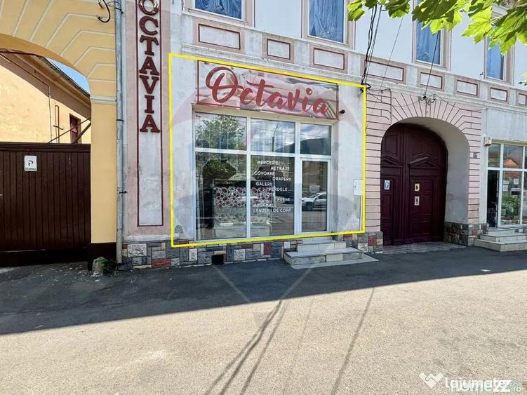 Spațiu comercial, de 65 mp, în Central
