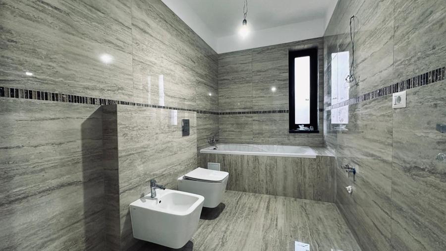 Casă individuală cu 5 camere cu Canalizare în Corbeanca