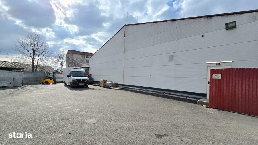Spațiu comercial, de 910 mp, în Minieri