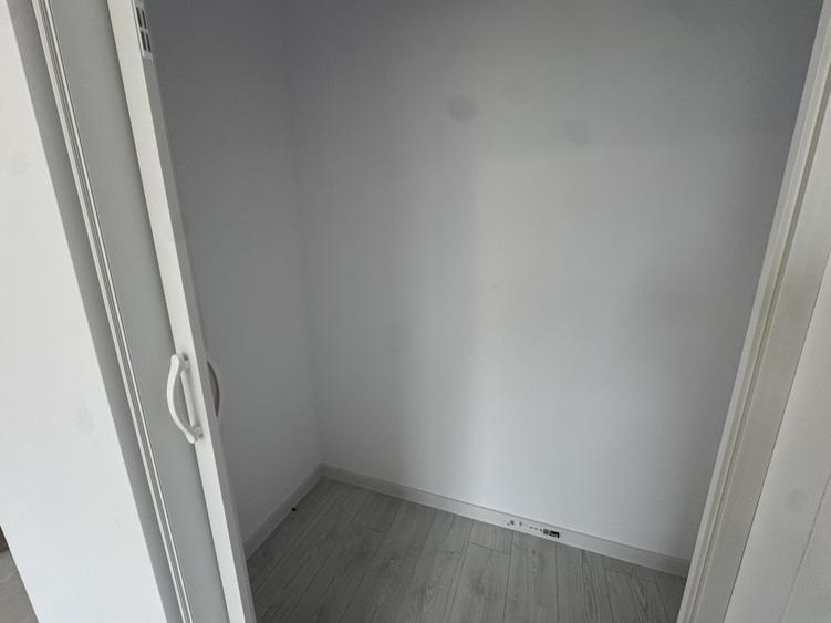 Apartament cu 2 camere decomandat în Giroc