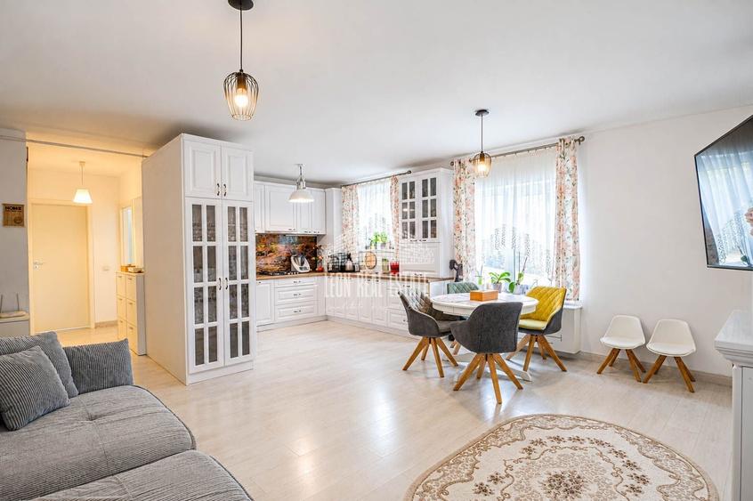 Apartament cu 3 camere semidecomandat, mobilat în Europa