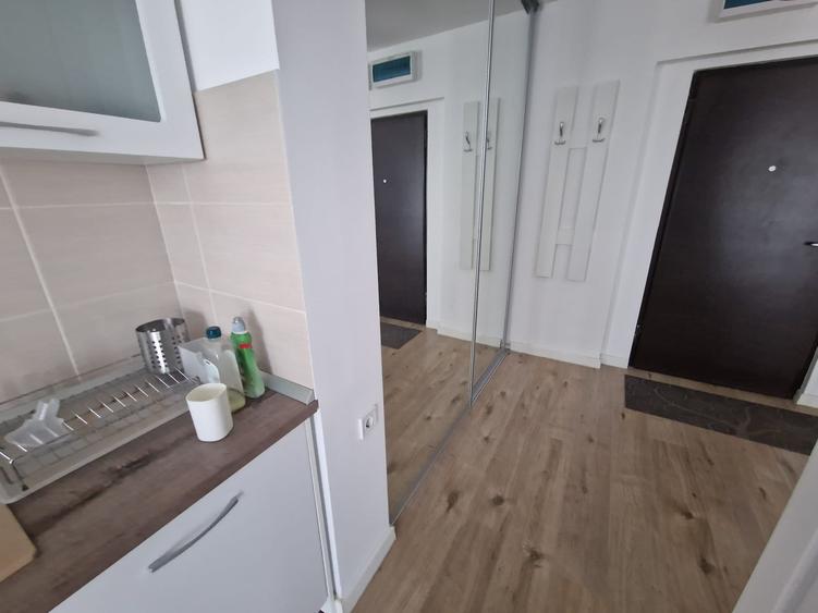 Apartament cu 2 camere semidecomandat în Pipera