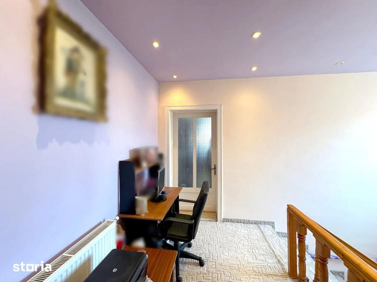 Casă cu 4 camere cu Teren 396 Mp în Central