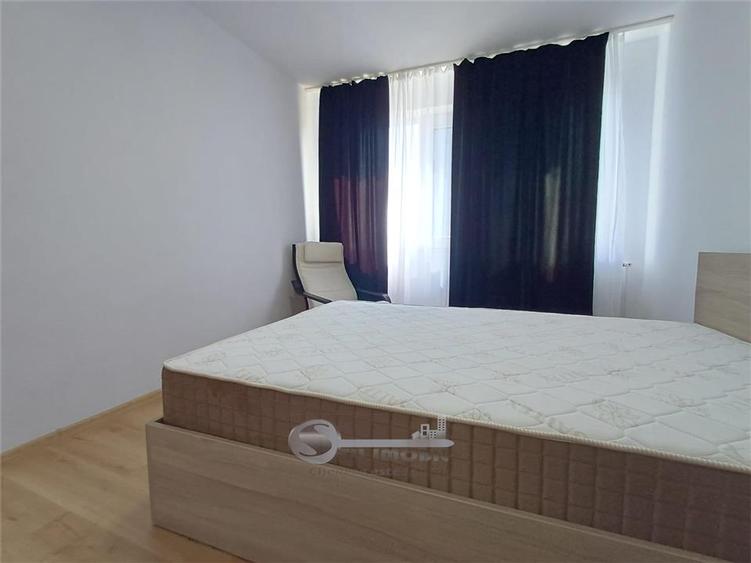 Apartament cu 3 camere decomandat, mobilat în Tătărași