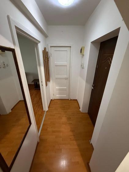 Apartament cu 2 camere decomandat în Progresul