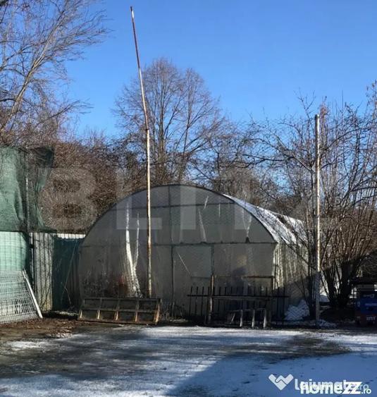 Casă cu 4 camere cu Teren 1000 Mp în Central