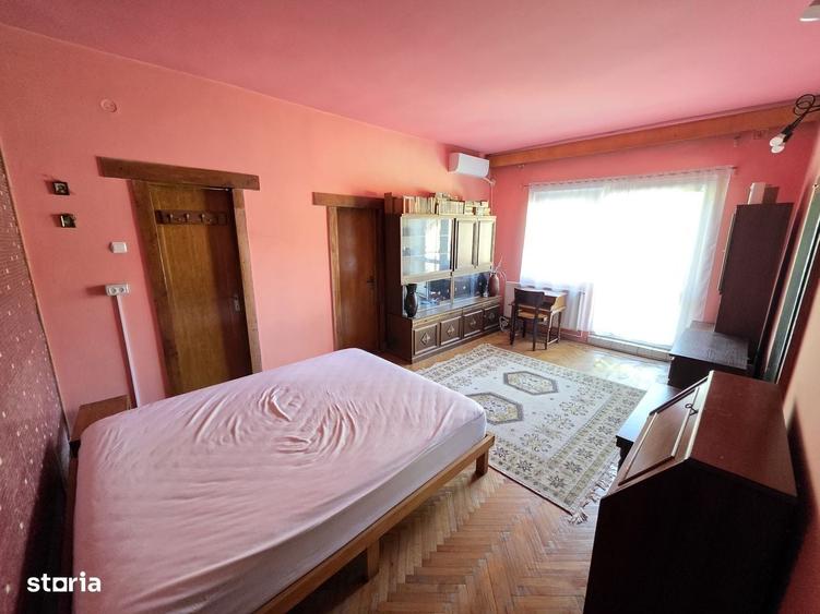 Casa 4 camere|124 mp| Centru Brasov | Mobilata si utilata | Proprietar - 18