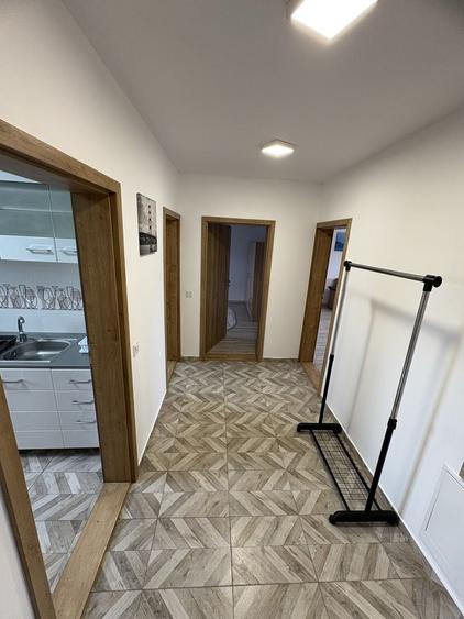 Apartament cu 2 camere decomandat în Rediu