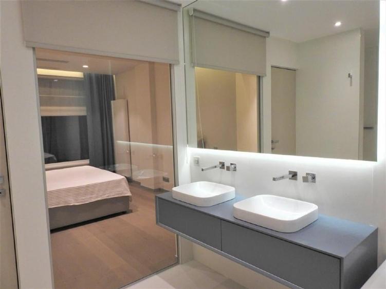 Apartament cu 3 camere decomandat, mobilat în Iancu Nicolae