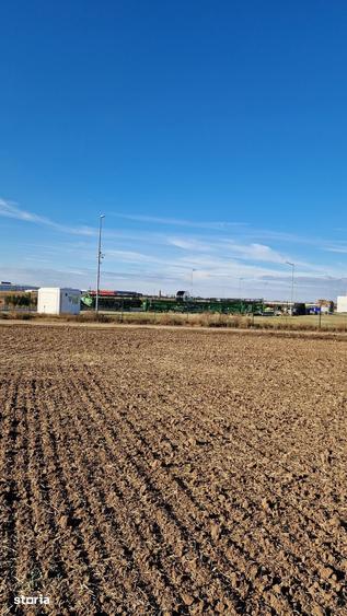 Teren de 44000 mp, în Cârcea