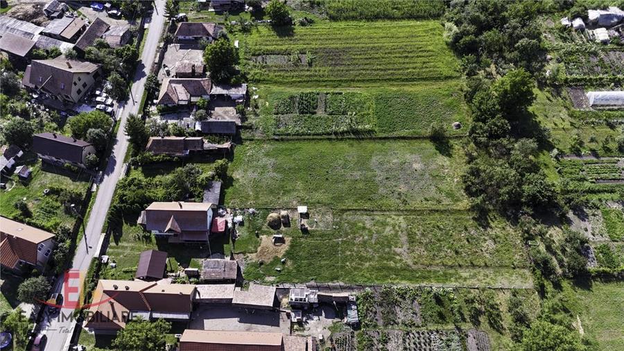 Casă individuală cu 2 camere cu Teren 1962 Mp în Ernei