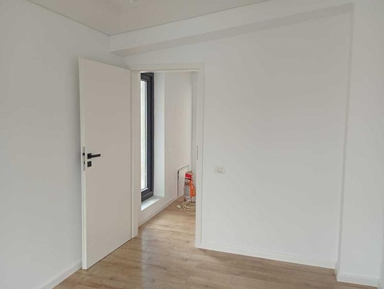 Apartament cu 2 camere semidecomandat în Grozăvești