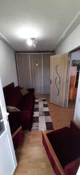Apartament cu 3 camere în Micro 5