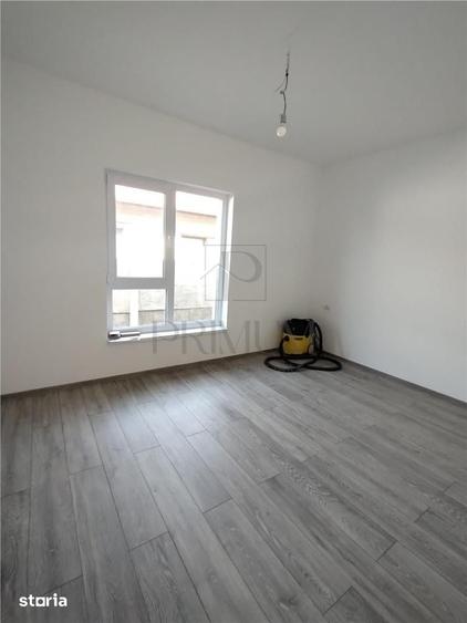 Casă cu 3 camere decomandat cu Teren 310 Mp în Moșnița Nouă