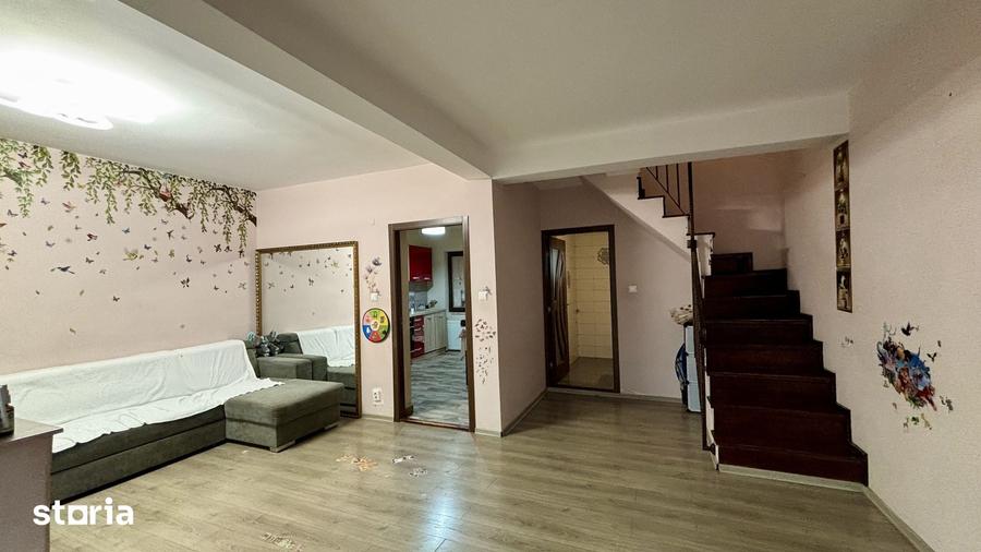 Casă cu 4 camere cu Teren 136 Mp în Ciurea