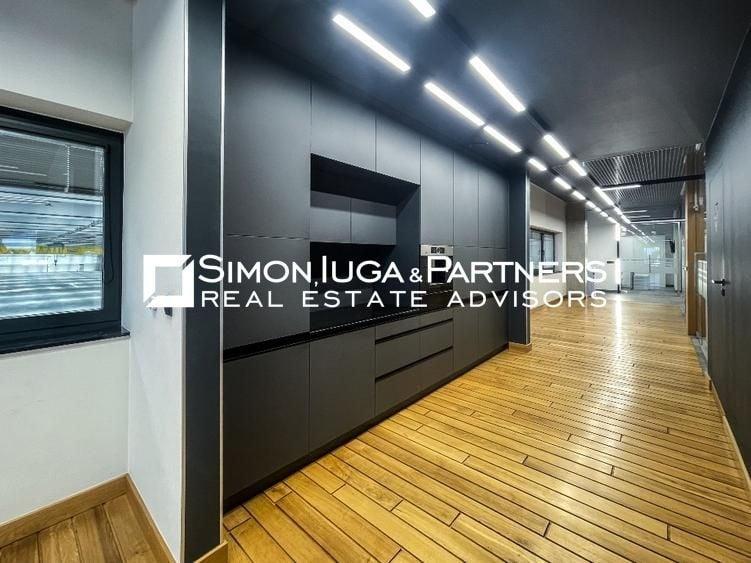 Spațiu industrial, de 10,920 mp, în Chișoda