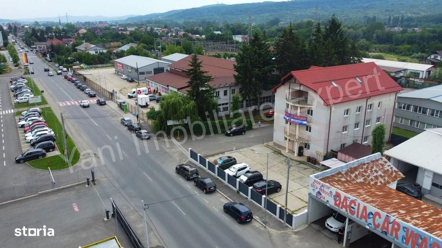 Spațiu comercial, de 630 mp, în Central