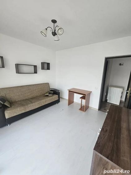 Garsonieră decomandată în Florești