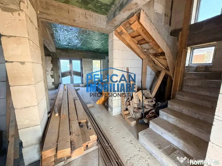 Casă cu 4 camere cu Teren 500 Mp în Malcoci