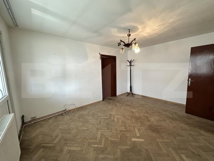 Apartament cu 2 camere semidecomandat în Brazda lui Novac