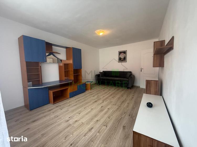 Apartament cu 2 camere decomandat în Valea Cetății