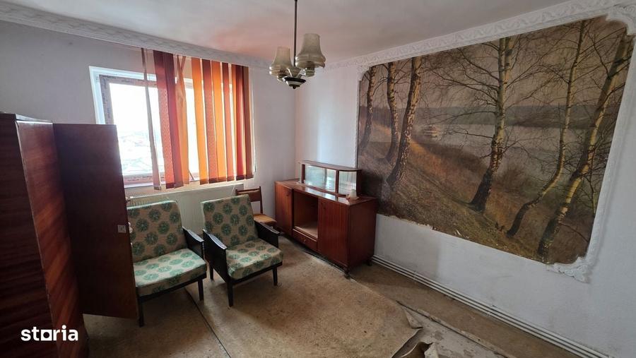 Apartament cu 4 camere în Central