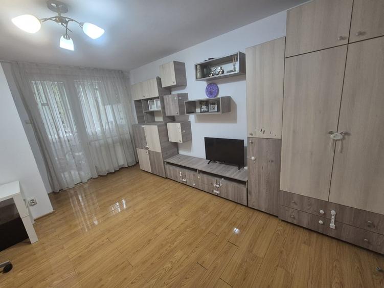 Garsonieră semidecomandată în Progresul