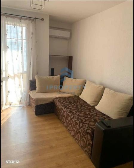 Apartament cu 2 camere semidecomandat în Tei