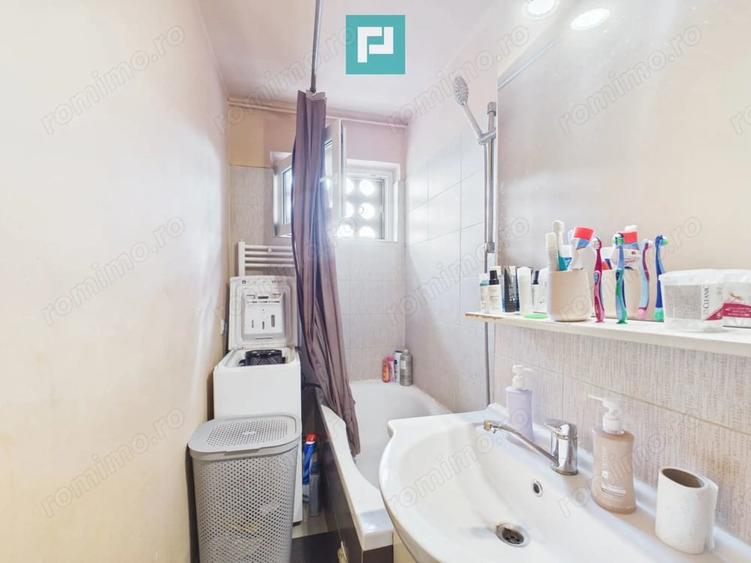 Apartament cu 3 camere decomandat în Aurel Vlaicu