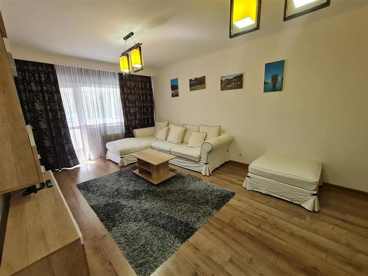 Apartament 3 camere 2 bai si 2 balcoane zona Centrala - 1