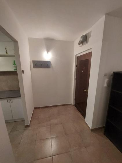 Apartament cu 2 camere semidecomandat, mobilat în Tătărași — fotografia 3