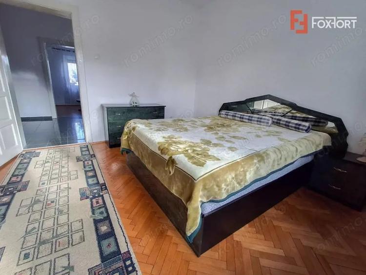 Apartament cu 3 camere decomandat, mobilat în Crișan