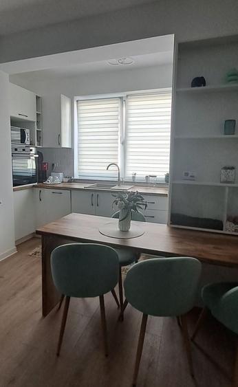 Apartament cu 2 camere decomandat în Sfântu Ilie