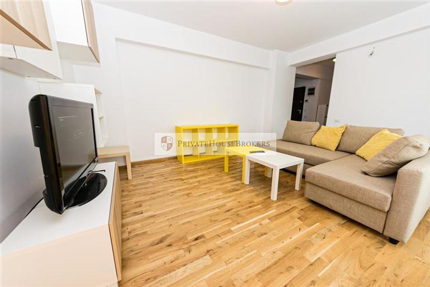 Apartament cu 2 camere decomandat, mobilat în Băneasa