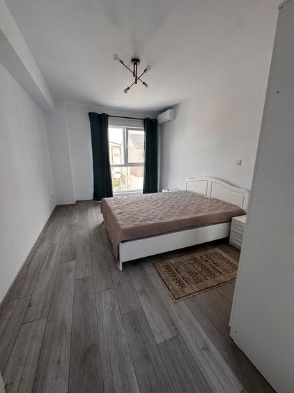 Apartament cu 2 camere, mobilat în Sud
