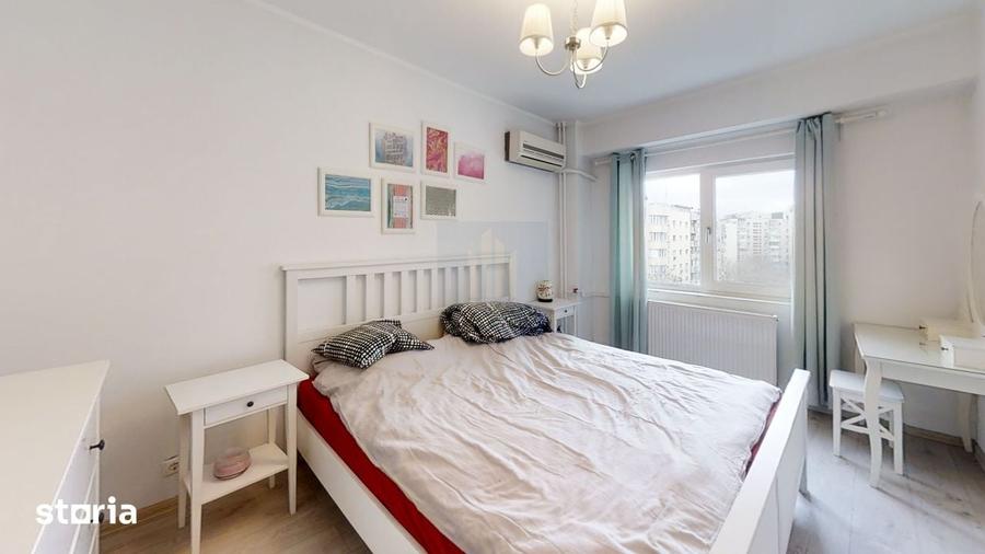 Apartament cu 3 camere în Tei