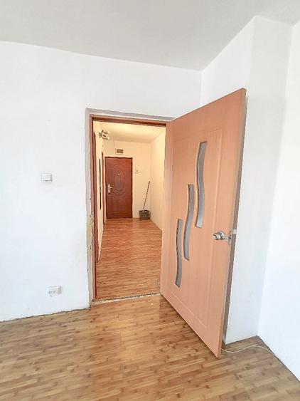 Garsonieră decomandată în Tudor Vladimirescu